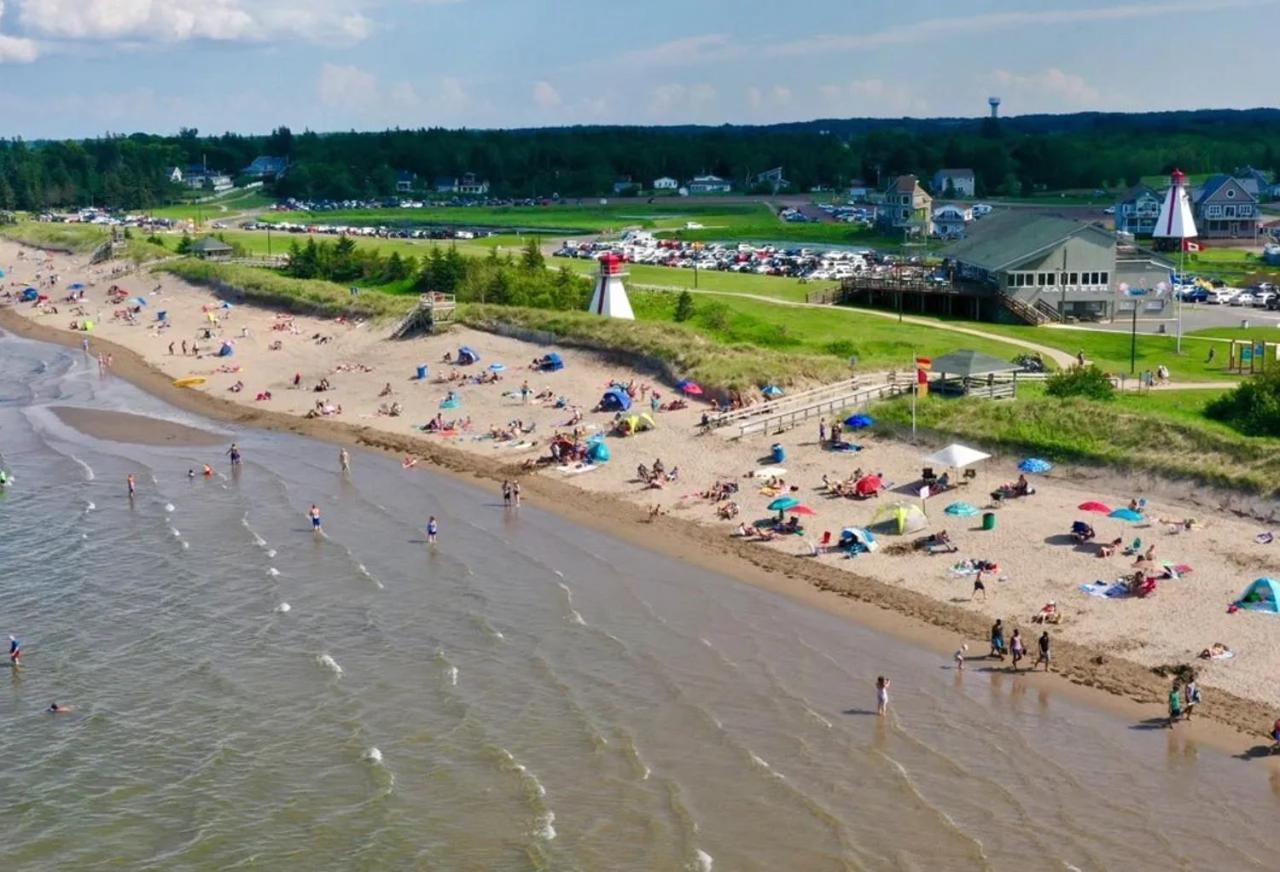 Waterfront Cottage "The Dream" With Private Hot Tub Shediac Exterior foto