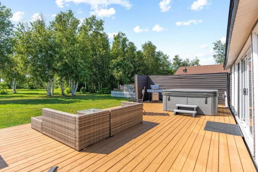 Waterfront Cottage "The Dream" With Private Hot Tub Shediac Exterior foto